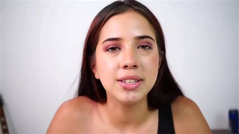 Video De Masturbación Intensa Con Una Joven Colombiana De Tetas