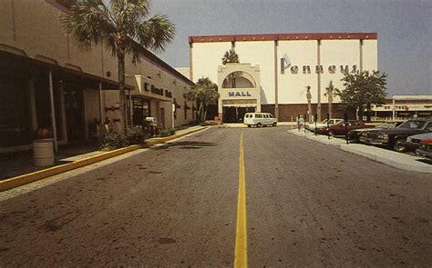 closed florida malls   shopped