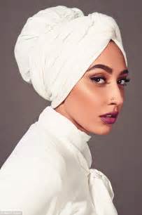 muslim model mariah idrissi signs to major modelling agency daily