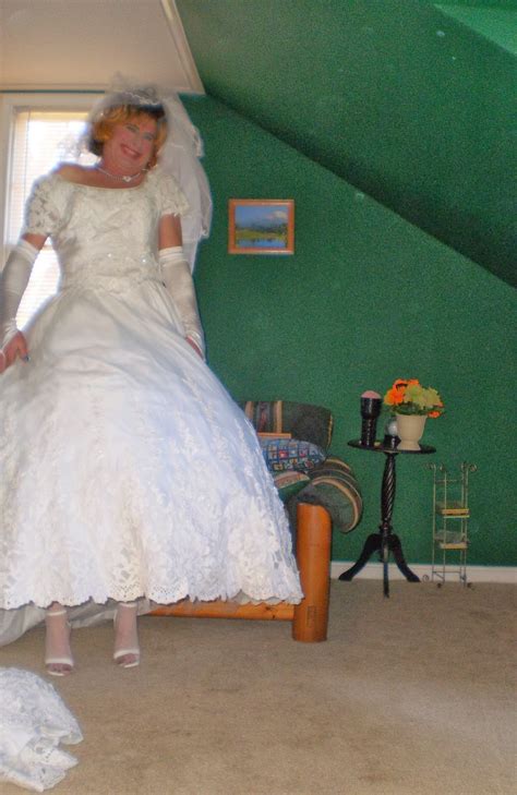 Maid Diane S Sissy Blog More Wedding Pics That Are Going