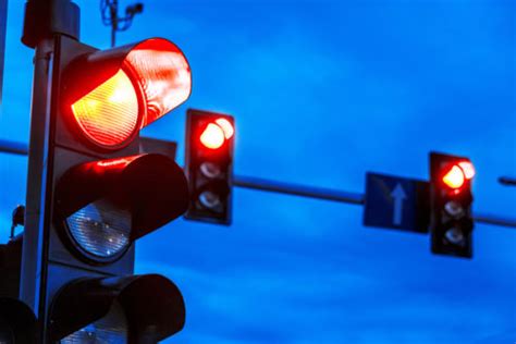 Running A Red Light Dangers Of Driving Through A Red Light