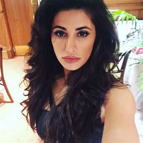 A Peek Into Nargis Fakhris Instagram Diaries Straight From The Sets