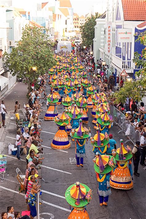 curacao carnivals grand parade curacao   days