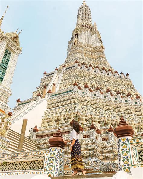 wat arun temple  dawn bangkok thailand photo  brice diler atavagabondjourney thailand