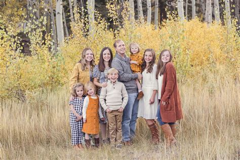 fall family  fall family picture outfits fall family photo
