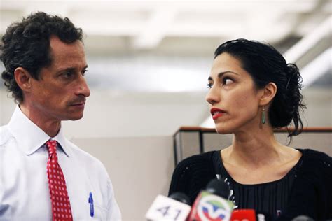 Anthony Weiner His Sex Messages And His Wife The New Yorker