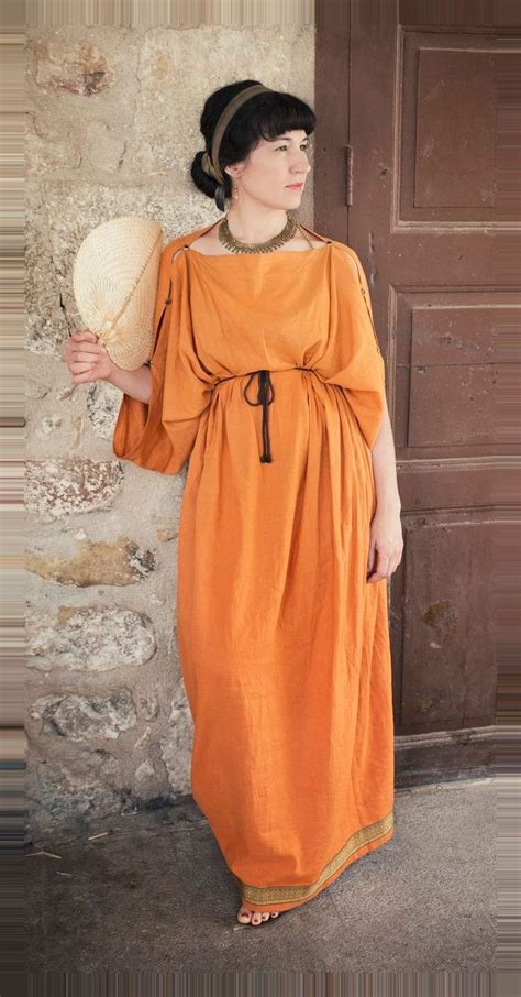 Pin By Veerle Jf On 100s Bce Roman Clothes Roman Fashion Roman Dress