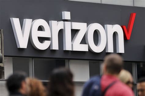 verizons  unlimited plans work   plan family