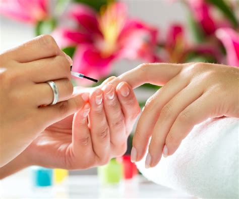 services nail salon   sisters nails spa simpsonville