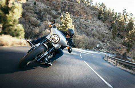 Is Motorcycle Lane Splitting Legal In The United States