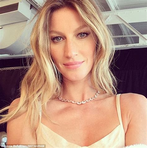 gisele bundchen oozes sex appeal in latest vivara jewellery campaign