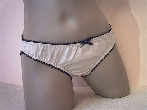Ladies Girls Gorgeous Ivory Satin Mini Bikini Panties Frilly Knickers L