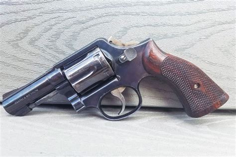 smith wesson model  revolver handguns
