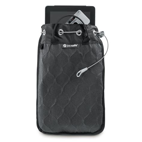 pacsafe travelsafe  gii portable travel safe bag