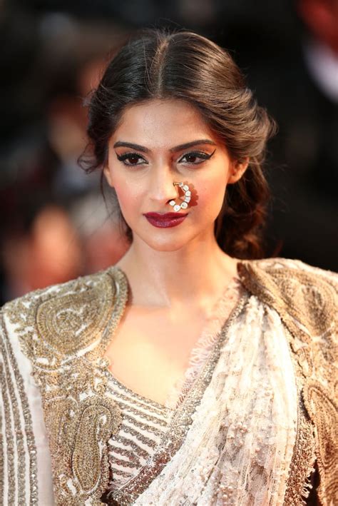 2013 sonam kapoor s best beauty looks popsugar beauty photo 16