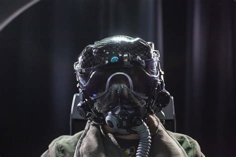 pilot smart helmet state   art lexleader