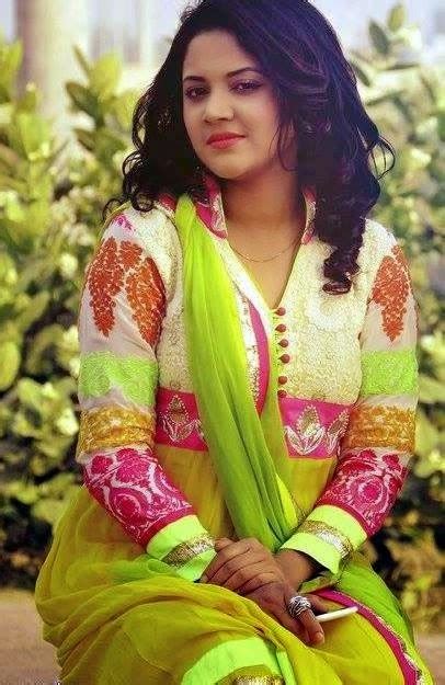 Bangladeshi Actress Urmila Srabonti Kar Hd Photos ~ Prozukti24