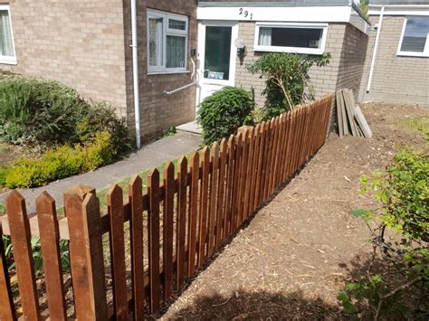 Pointed Topped Picket Fencing In Stevenage Jarrett Fencing