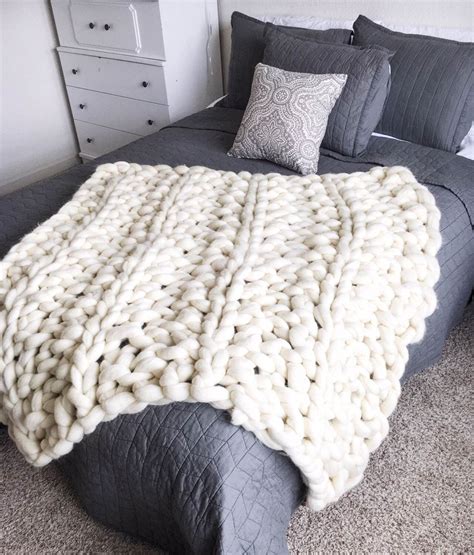 giant chunky arm knit blanket chunky knit blanket diy diy knit