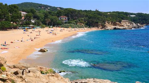 costa brava vacations  package save    expedia