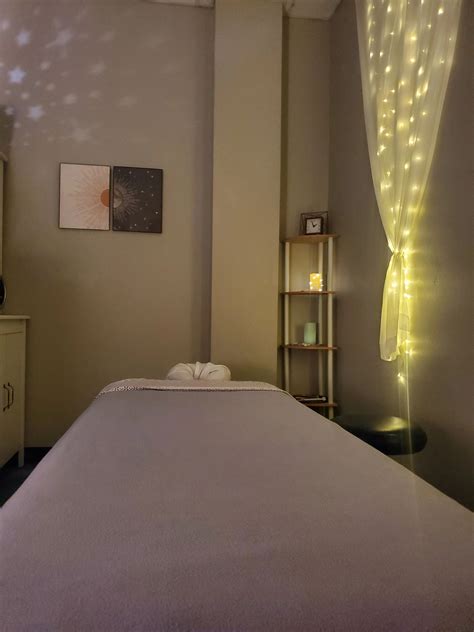 deep tissue massage custom massage therapy reiki stardust massage