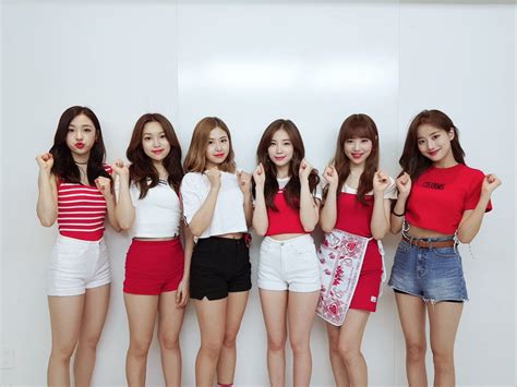 South Korean Girls Korean Girl Groups Kpop Group Names Instagram V My