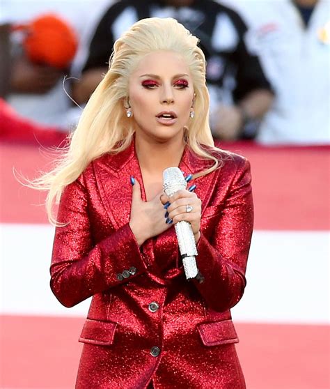 Lady Gaga Hair And Makeup Super Bowl 2016 Popsugar Beauty Photo 4