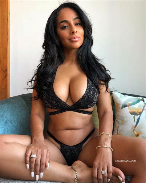 ayisha diaz erotic the fappening 2014 2019 celebrity photo leaks