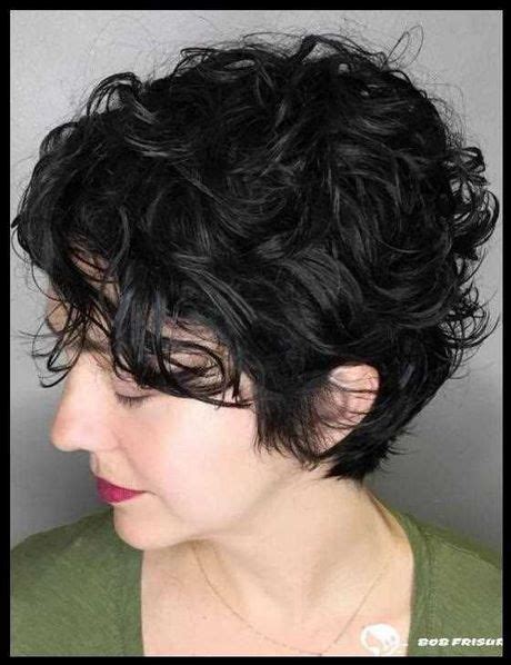 black short curly hairstyles 2020