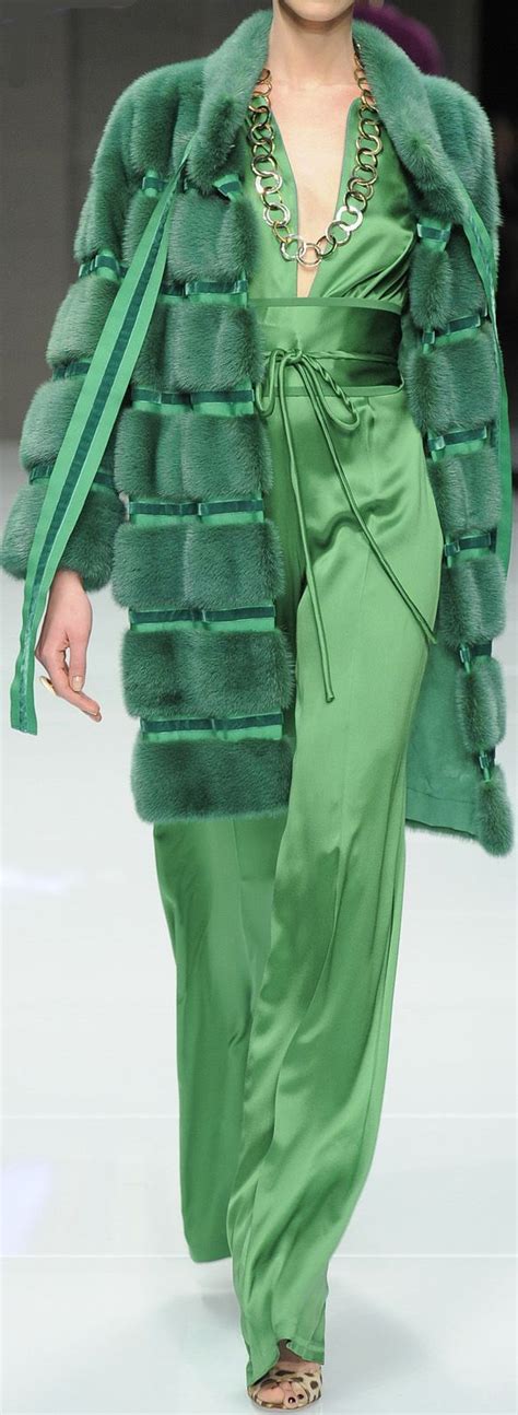 Verde в 2019 г Зеленые наряды Модные стили и