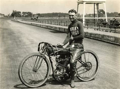 15 Vintage Photos Of Motorcycle Riders Posing In Their