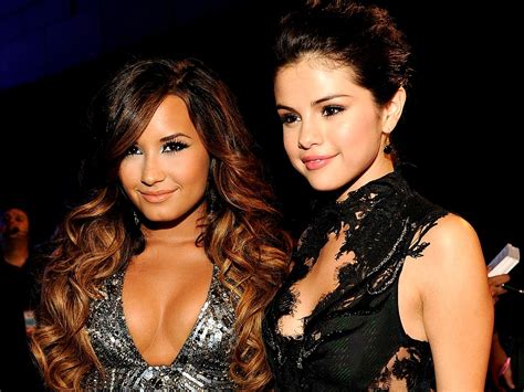 Selenaanddemi Wallpaper Selena Gomez And Demi Lovato