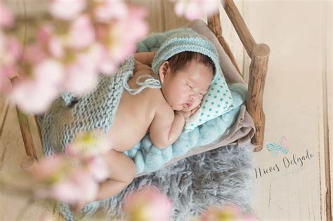 sesión de fotos para bebés de 1 mes fotografía recién nacidos