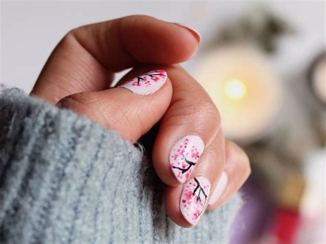 cherry blossom nails sakura nail art bout des ongles nail art