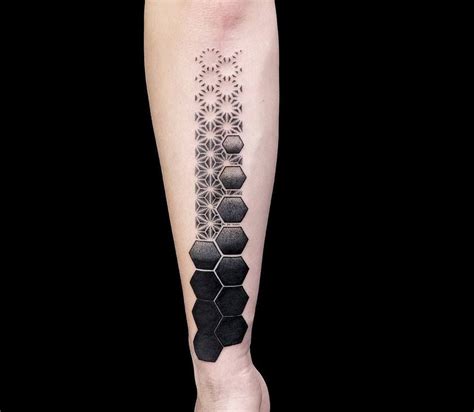 Photo Hexagons Tattoo By Mikki Bold Photo 30652 In 2021 Hexagon