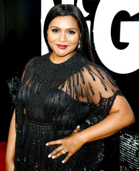 why mindy kaling is ‘happy she got pregnant when she did
