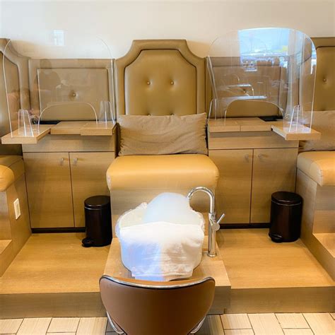 luxe nail spa boutique luxury nail salon  los angeles