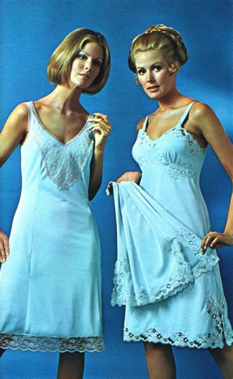 Pin On Fashion For Women Late 60s And 70s