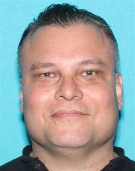 texas police offer up to 8 000 for arrest of wanted sex offender houston chronicle