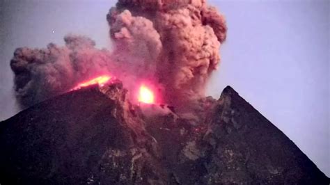 Indonesia Mount Merapi Volcanos Spectacular Eruption Caught On Camera