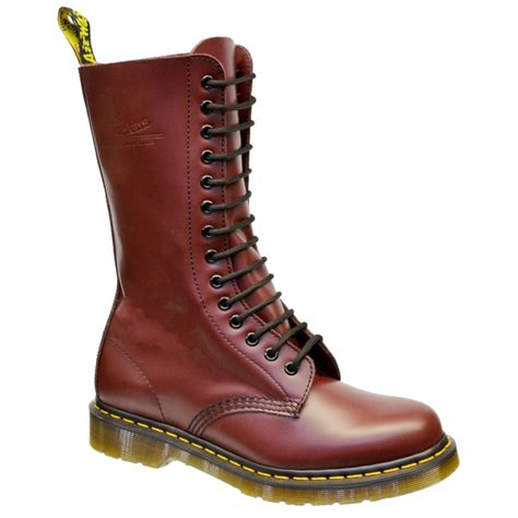 dr martens dr martens   eyelet smooth cherry red na mens boots dr martens  pure