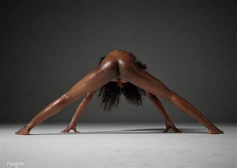 Katherina Thefappening Nude Dark Skinned Kenyan Model 19 Photos