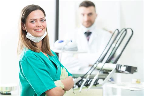improving your organizational skills for dental assistant training