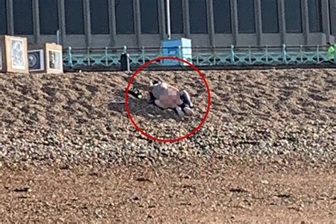 Frisky Couple Spotted Having Sex On Brighton Beach Ignore Social