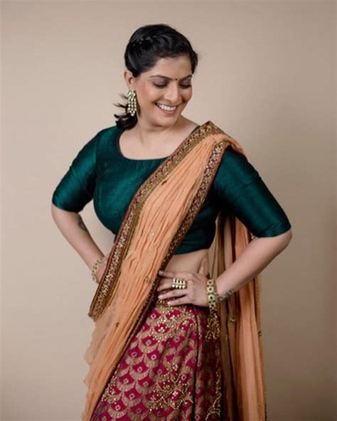 Beautiful And Glamours Photos Varalaxmi Sarathkumar In Half Saree Hot