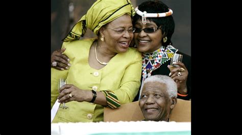 Winnie Mandela South African Anti Apartheid Crusader Dies At 81 Cnn