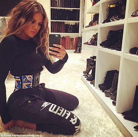 khloe kardashian wears tight corset following sister kim and amber rose daily mail online