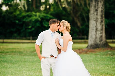 Jacksonville Wedding Photographer Lara E Photography