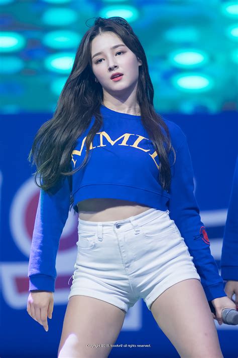 the most sexiest outfit of nancy momoland 900girls