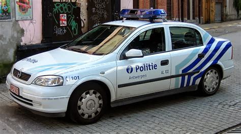 politieauto anw algemeen nederlands woordenboek